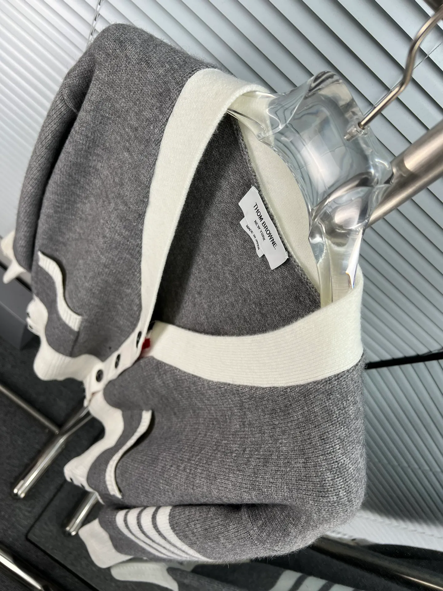 THOM BROWNE🇳🇱 OS ： ， ， TB ， ， ， ， ， ， Sizes:1 2 3 :